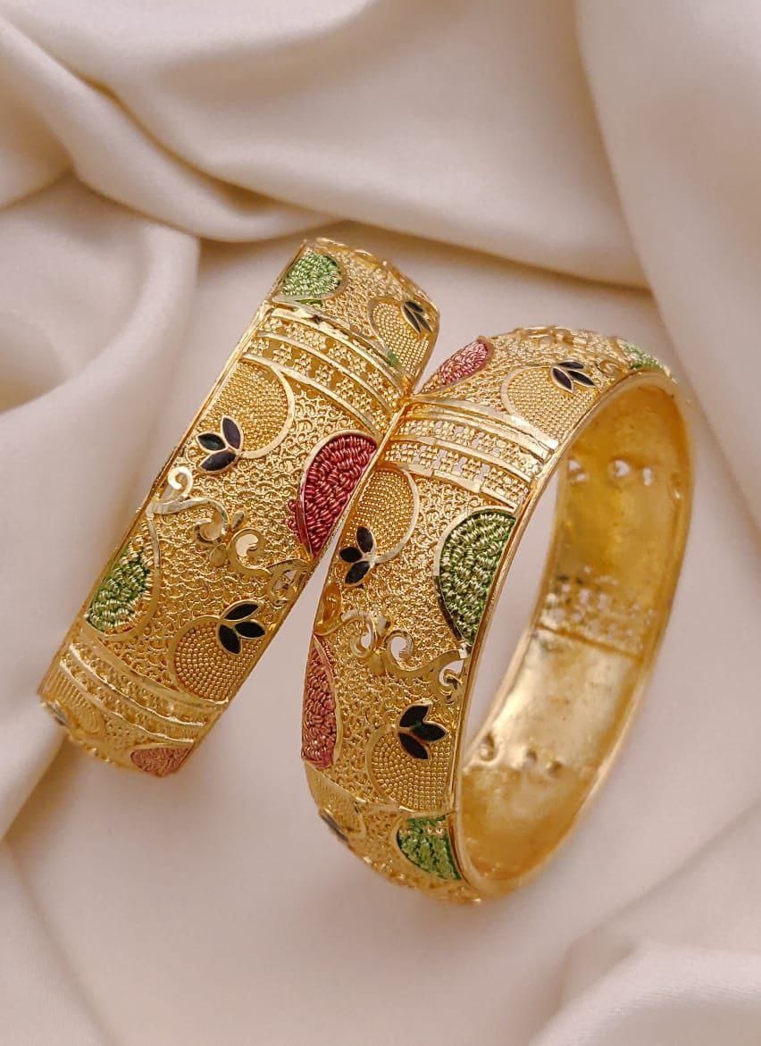 Unique Feminine Bracelet & Bangles