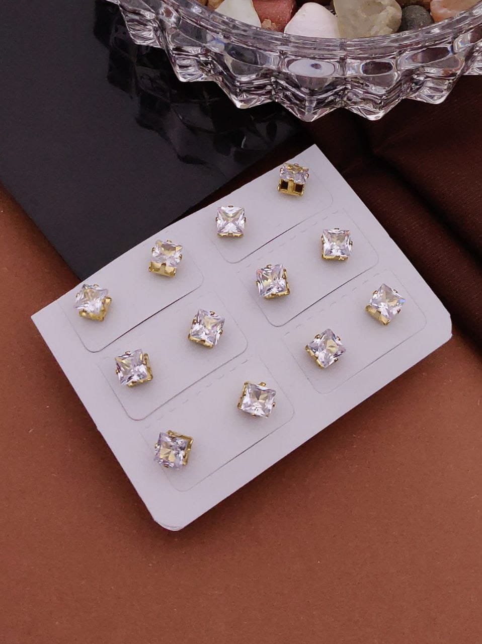 Daily Wear Studs (6 Pic)