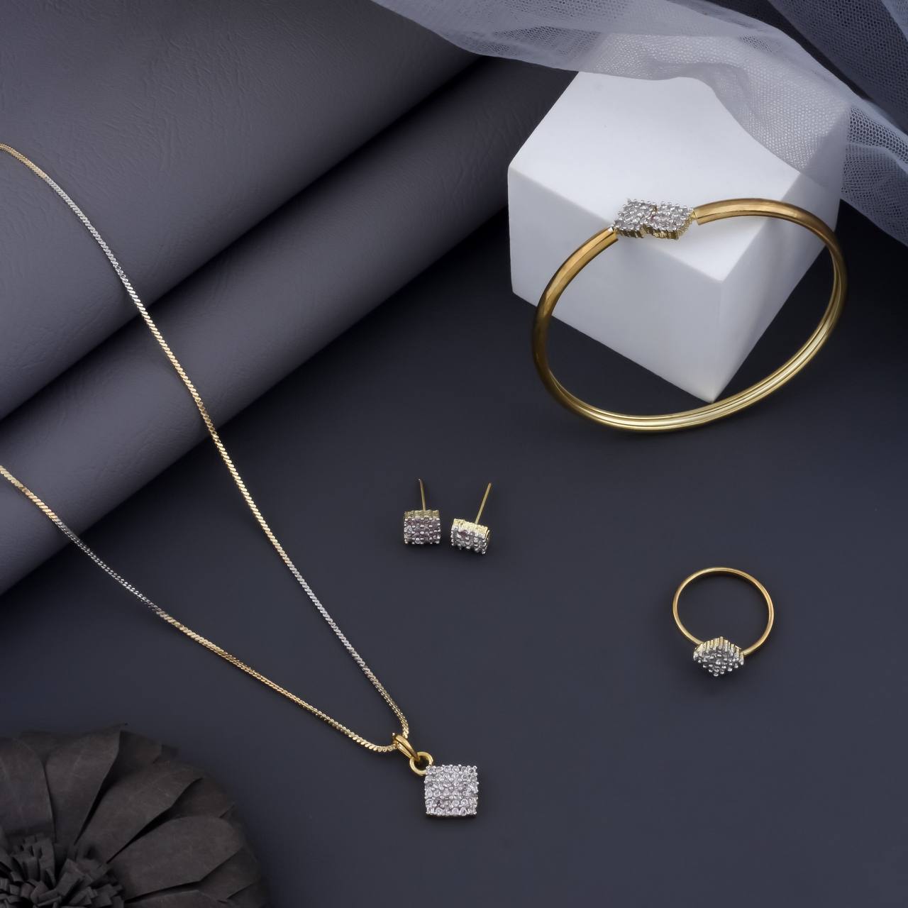 Gold Plated Ad Diamond Pendant Chain With Ring With Earrings