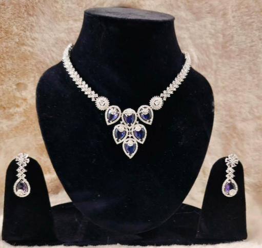 Unique Necklace (Design 2)